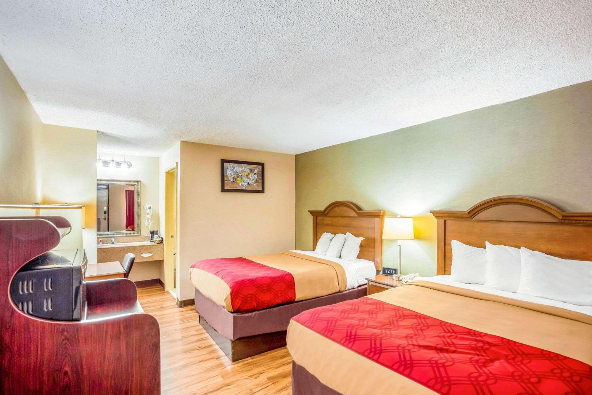 Econo Lodge Huntington - Barboursville University Area Exterior photo